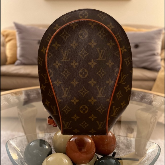 Authentic Vintage Ellipse Backpack - Picture 2 of 8